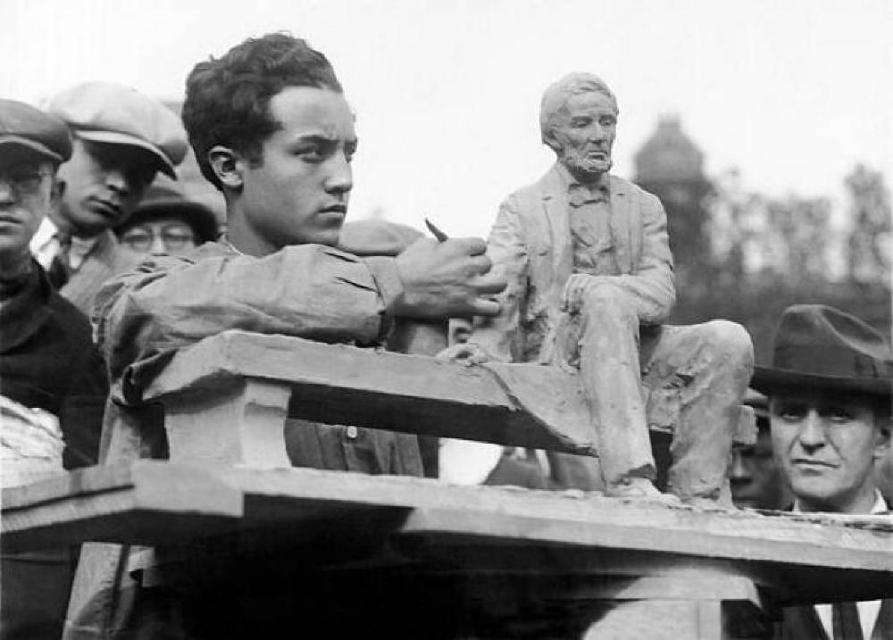 Copy of Seated Abraham Lincoln by Gutzon Borglum, 1911