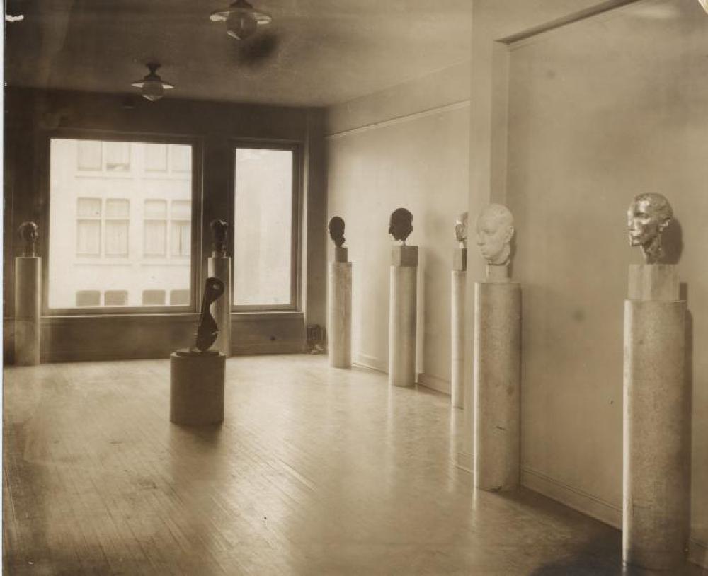 Exhibition photograph: "Fifteen Heads by Isamu Noguchi," Marie Sterner Gallery, New York (February 1 - February 14, 1930) - Photograph: Peter A. Juley &amp; Son