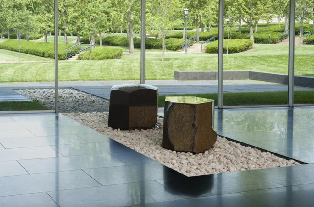 Fountain, image 1