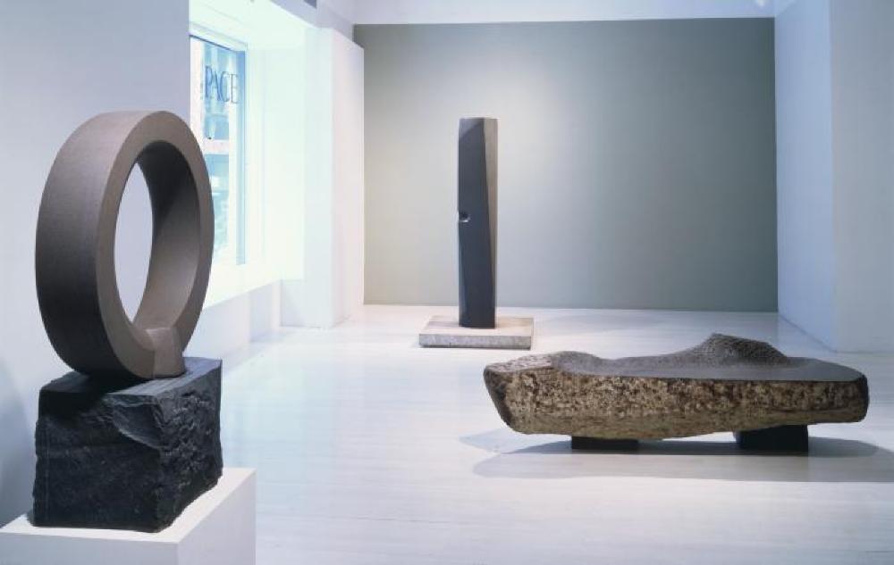 Installation view of "Stones and Water," PaceWildenstein, May 1, 1998 - June 26, 1998.