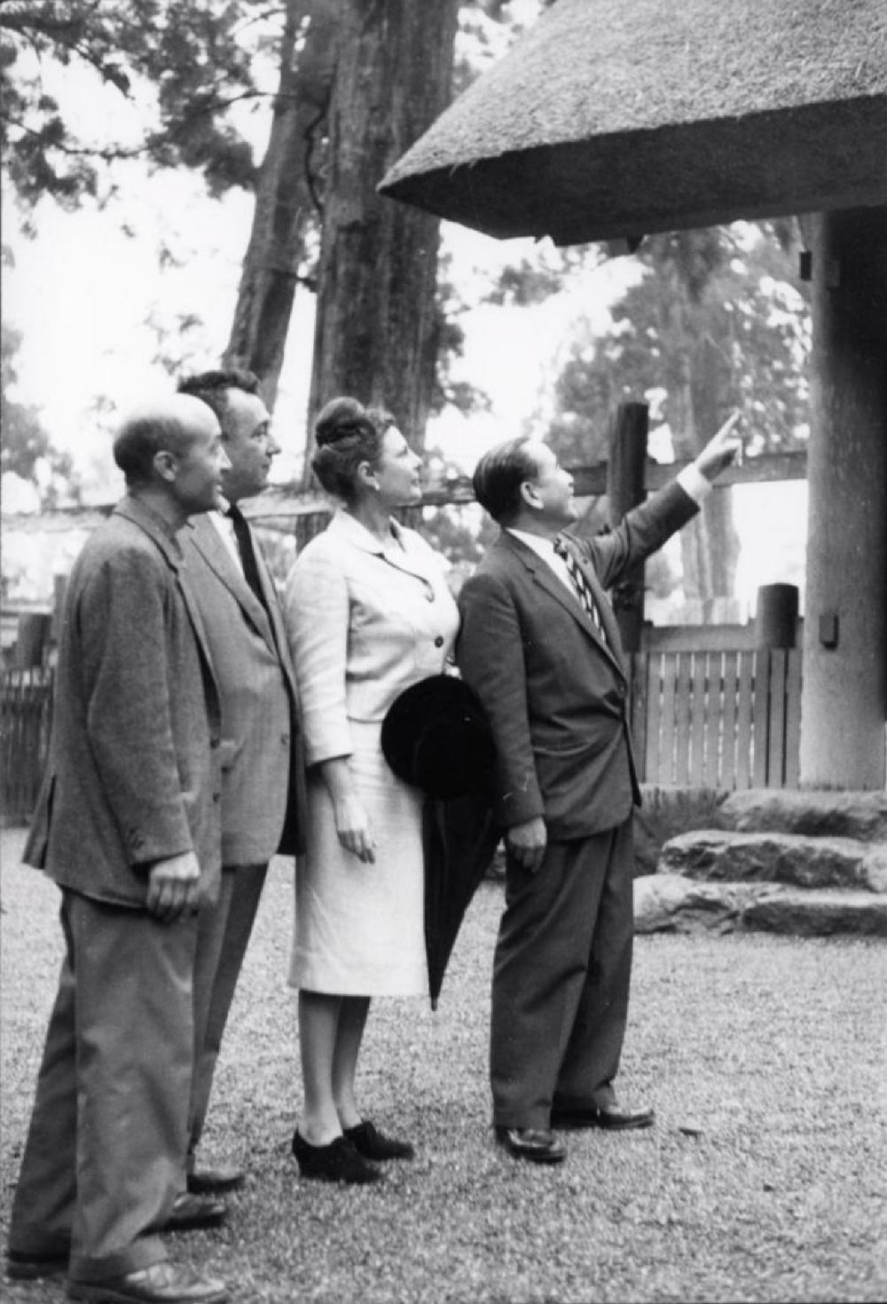 Isamu Noguchi with Nina & Gordon Bunshaft in Japan