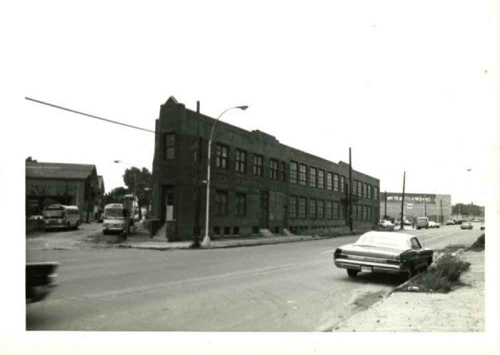 32-37 Vernon Blvd. warehouse, exterior view of the north end