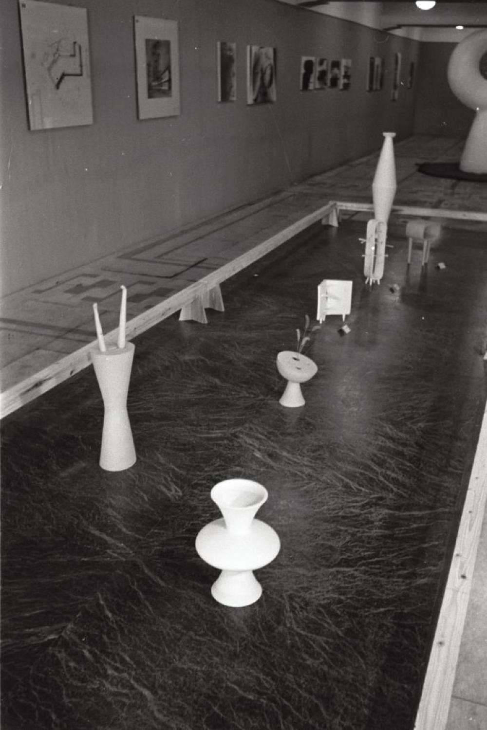 Installation view of "Isamu Noguchi," Mitsukoshi Department Store exhibition (Nihombashi Head Store)