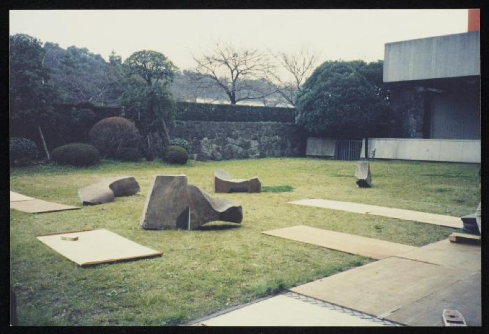 Installation view of "Isamu Noguchi Retrospective 1992," National Museum of Modern Art, Tokyo