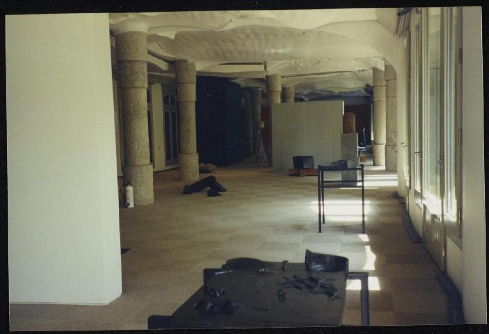 Installation view of "Noguchi," Fundacio Caixa de Catalunya 