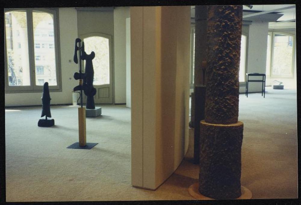 Installation view of "Noguchi," Fundacio Caixa de Catalunya 