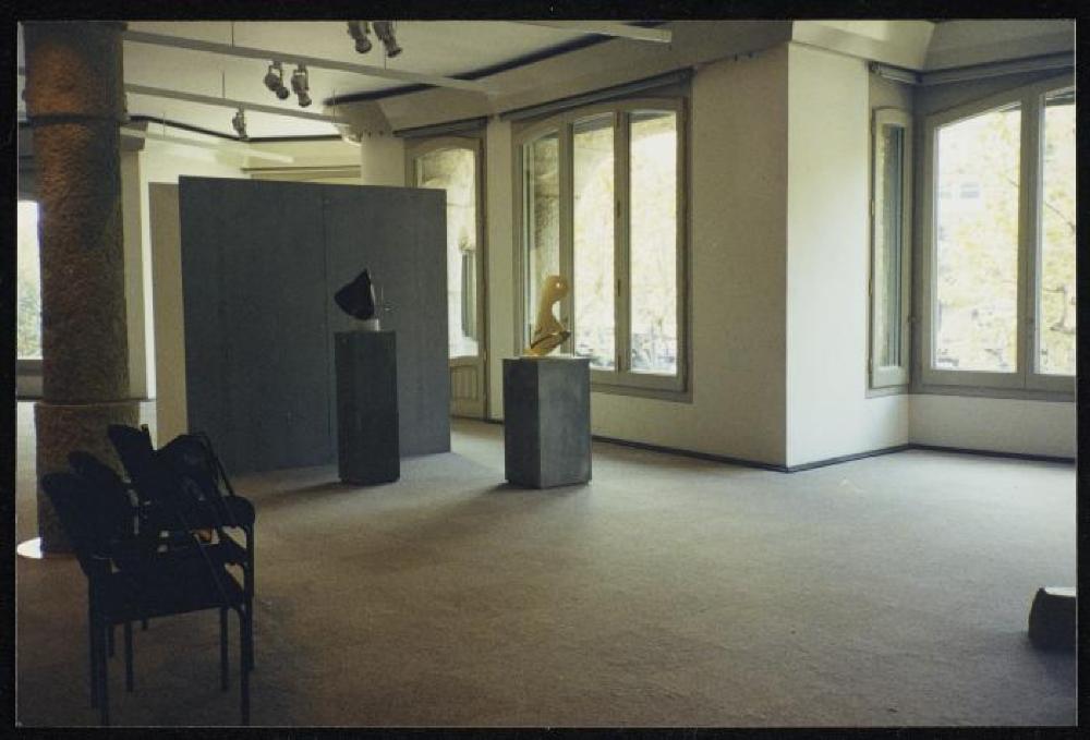 Installation view of "Noguchi," Fundacio Caixa de Catalunya 